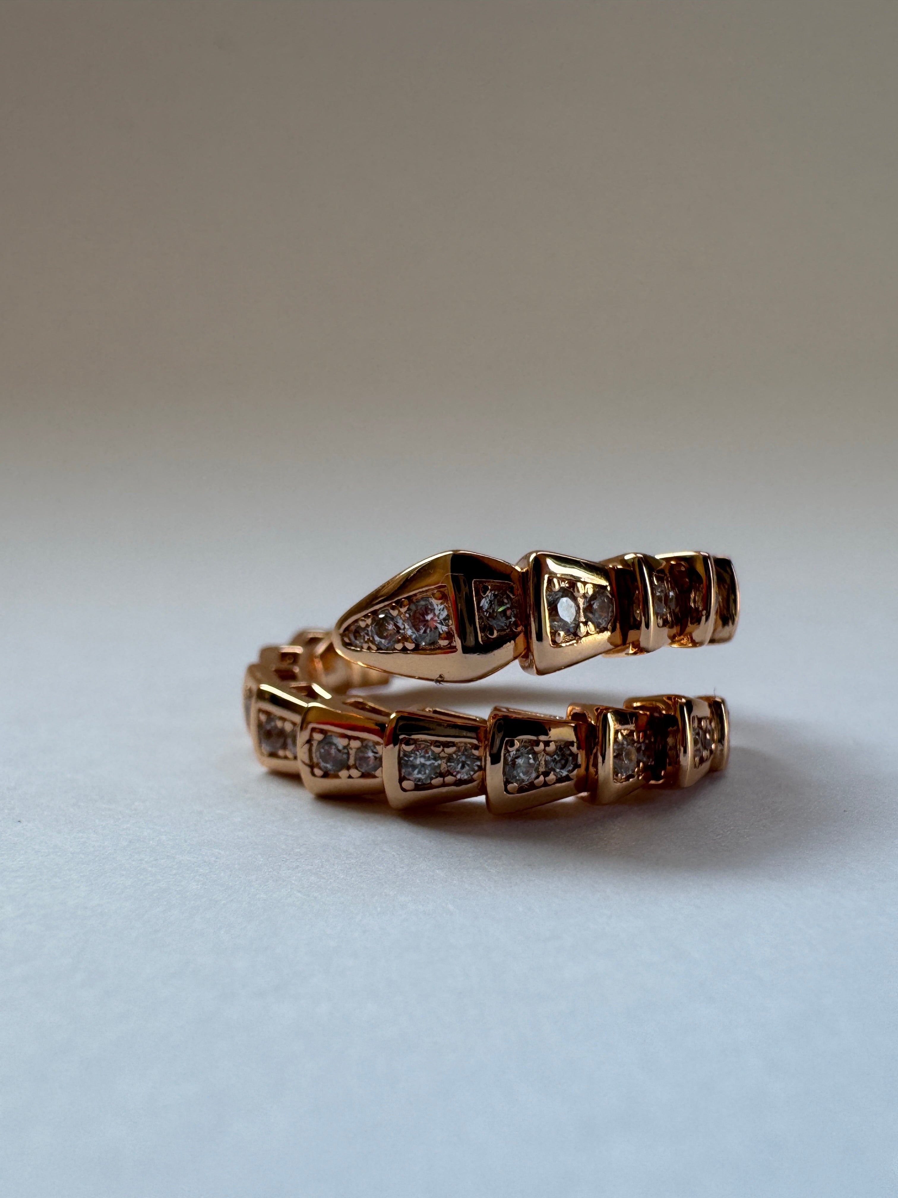 Single Golden Serpent Ring